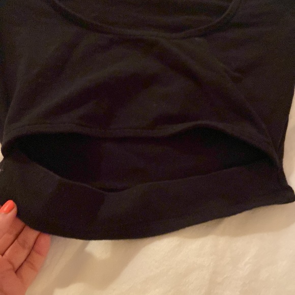 Garage Cutout Long Sleeve - Picture 2 of 3